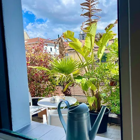 Апартаменты Cozy With Terrace In Милан
