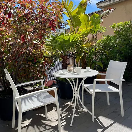Apartment Cozy With Terrace In *